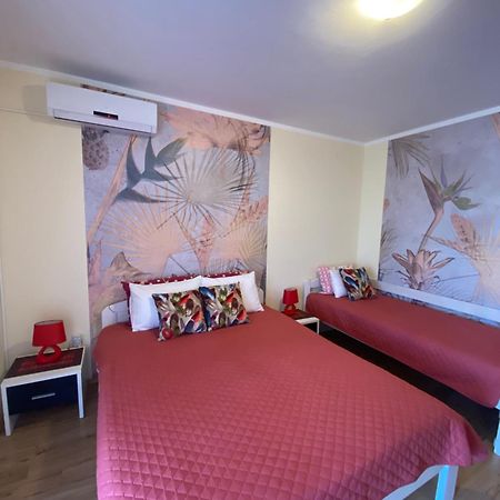 טיווט Apartments Villa Viktoria מראה חיצוני תמונה