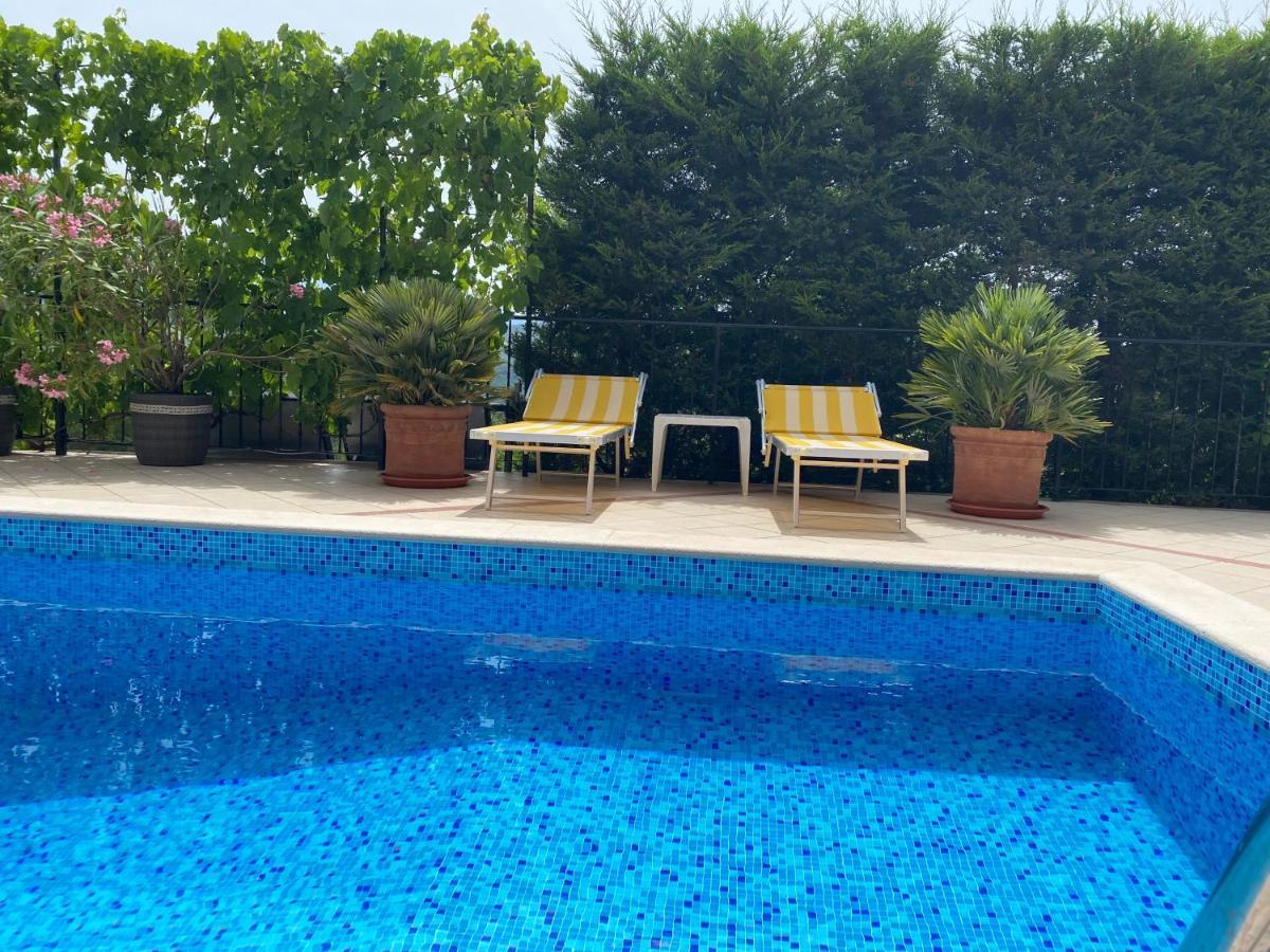טיווט Apartments Villa Viktoria מראה חיצוני תמונה