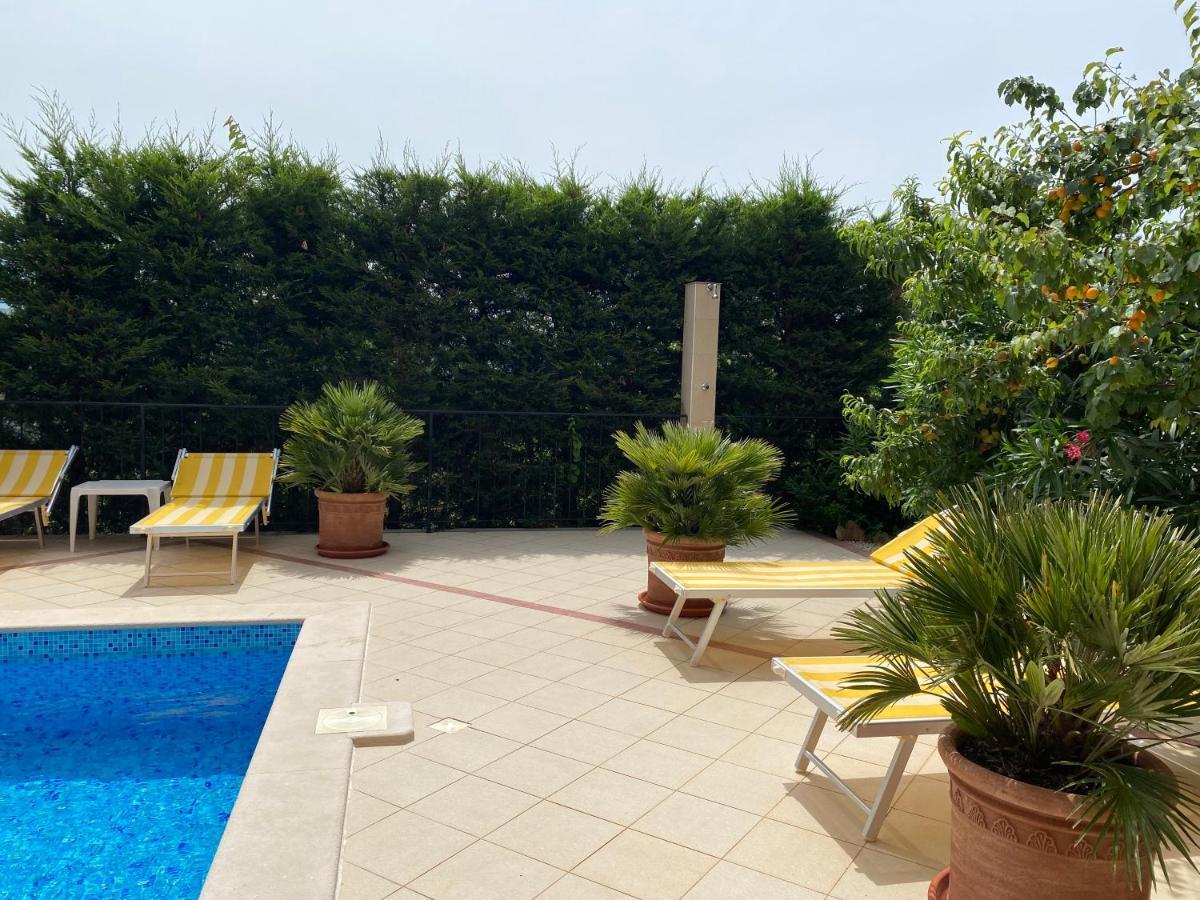 טיווט Apartments Villa Viktoria מראה חיצוני תמונה