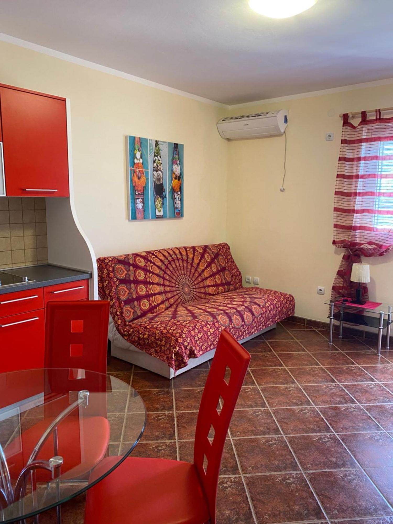 טיווט Apartments Villa Viktoria מראה חיצוני תמונה