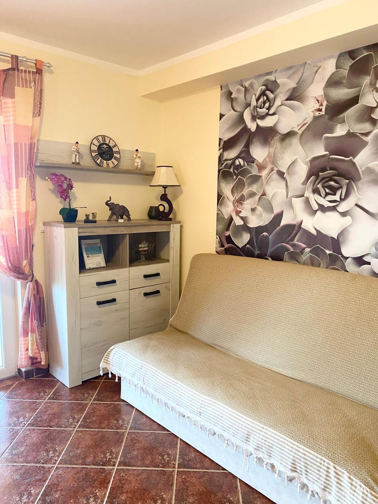 טיווט Apartments Villa Viktoria מראה חיצוני תמונה