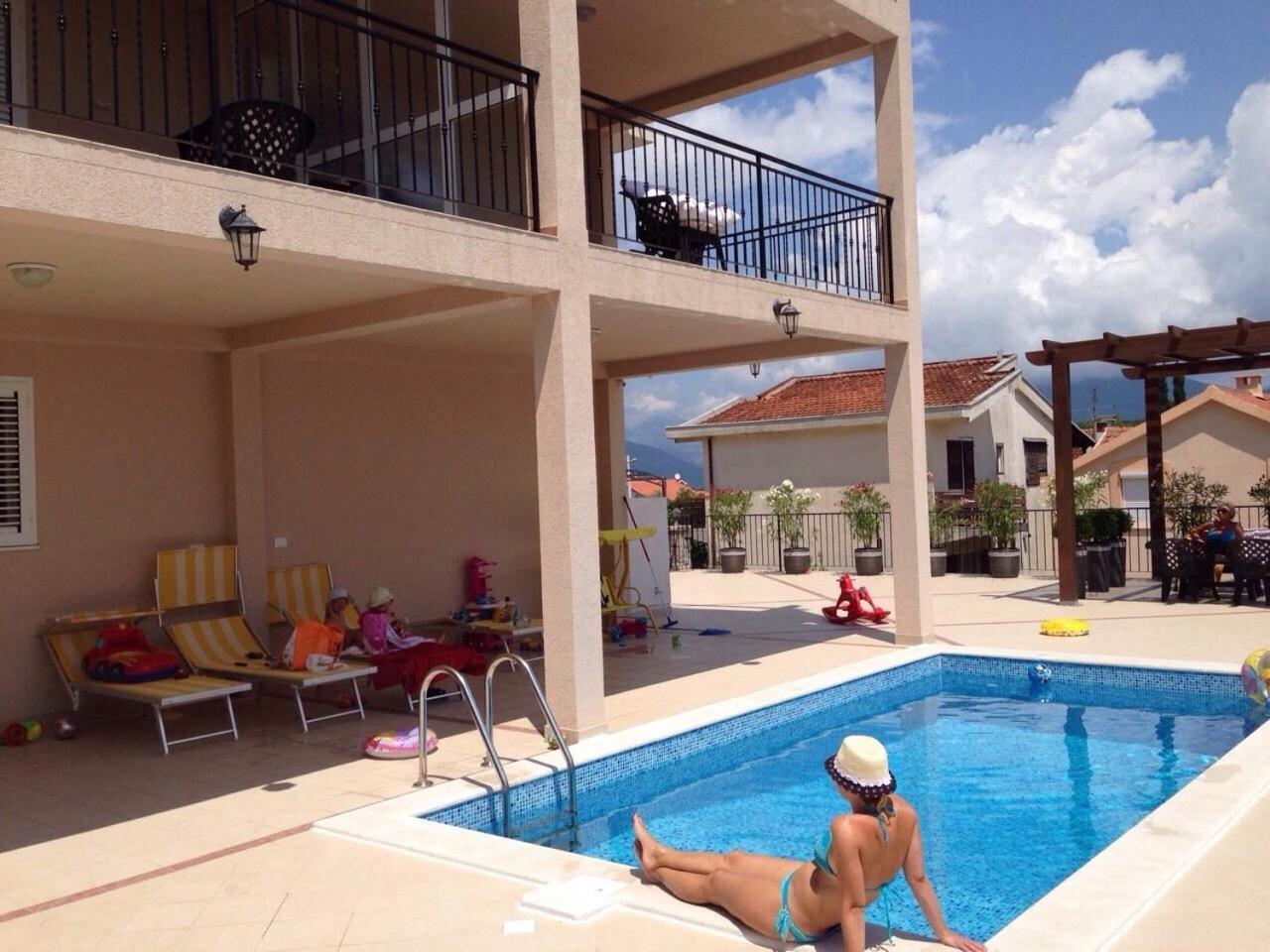 טיווט Apartments Villa Viktoria מראה חיצוני תמונה